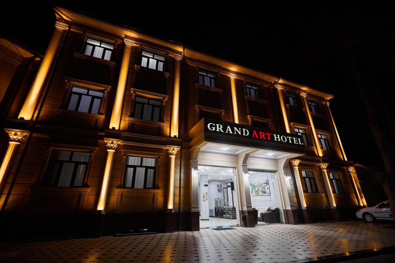 Grand-Art